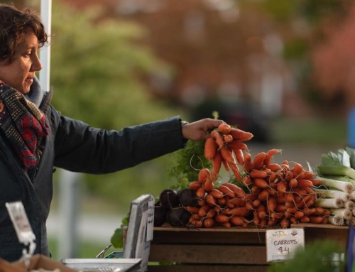 Shop farmers markets for Thanksgiving