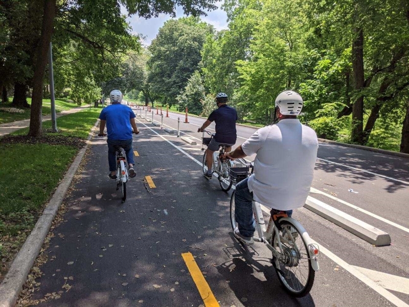 Are protected bike lanes working? - Greenability Magazine